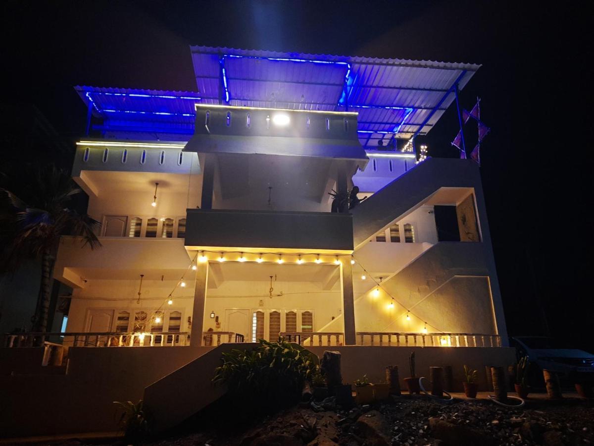 Flipflops Beach Shack مهاباليبورام المظهر الخارجي الصورة