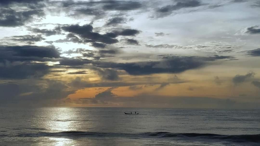 Flipflops Beach Shack مهاباليبورام المظهر الخارجي الصورة